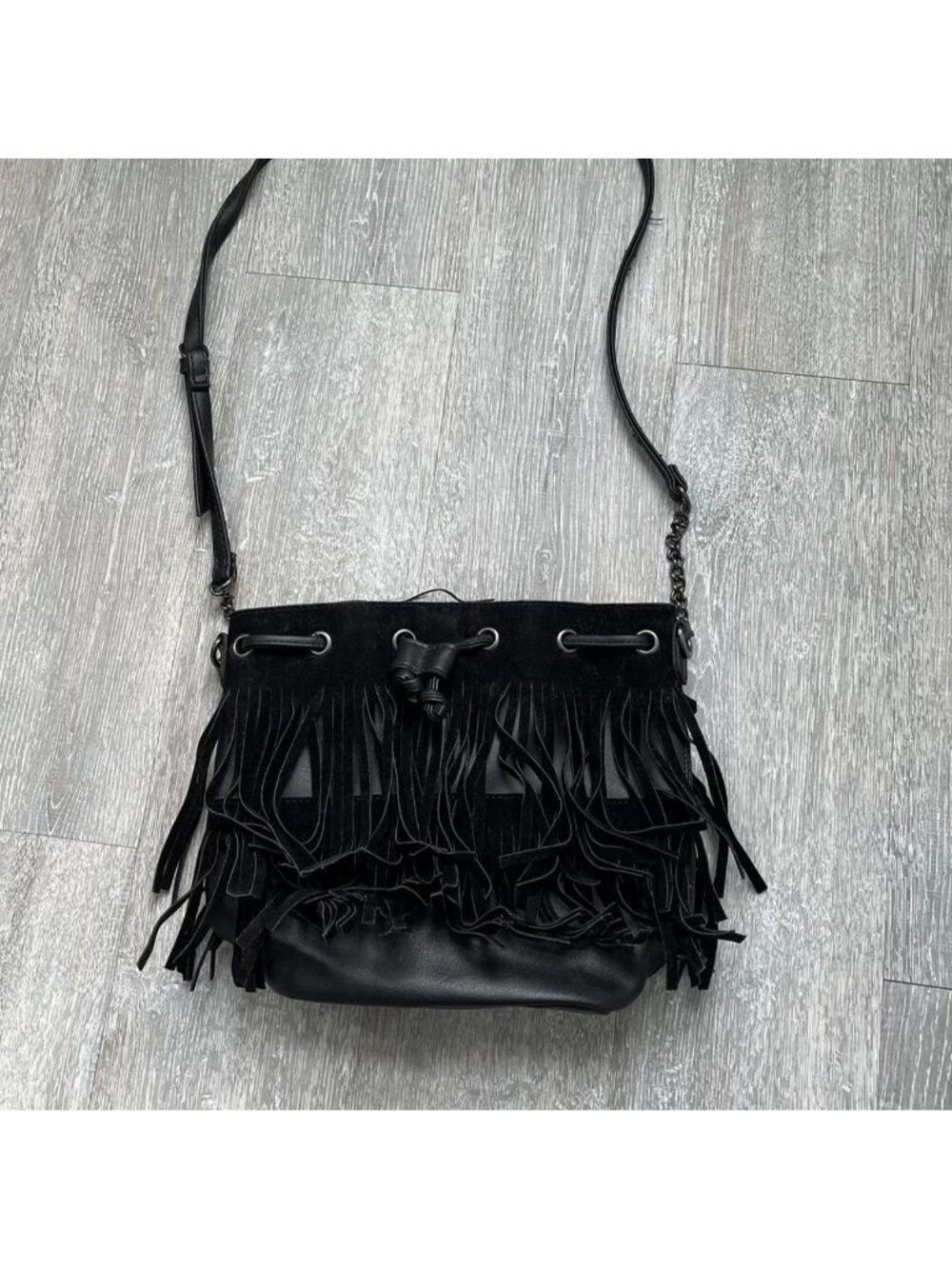 Black ”Signature” Leather (36%) Fringe Purse / Shoulder / Crossbody Bag - Picture 2 of 8